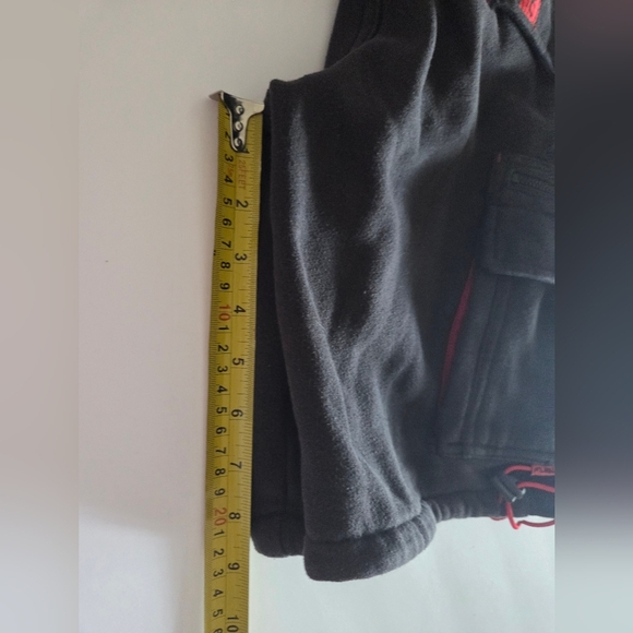 Fubu Kid's Black and Red Cargo Shorts Sz.12-14 M - Picture 7 of 8